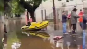 [영상] 홍수로 고통받는 브라질, 도심에 피라냐까지 출현