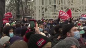 러시아 전역에서 구금 나발니 석방 요구 시위...수천 명 체포