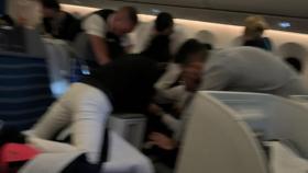 [단독] 항공기 난동 피운 한국인...카자흐스탄에 비상착륙 체포