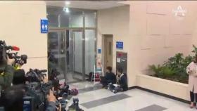 경찰 출석 김흥국 “한 점 부끄럼 없이…” 성폭행 부인