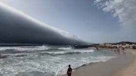[앉아서 세계 속으로]“쓰나미인 줄”…포르투갈 해변 덮친 구름 덩어리