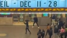 [앉아서 세계 속으로]트리 점등 직후 ‘탕탕’…시카고서 총격 사건 발생