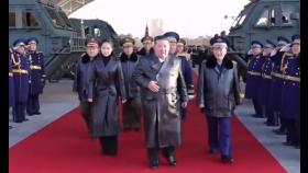 [앉아서 세계 속으로]北 에어쇼에 ‘선글라스’ 주애…공군력 강화 추세