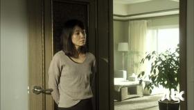 마지막으로 정리를 하는 김희애