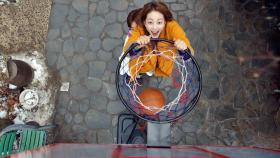 정진운, 한예슬을 번쩍~! 설렘 가득 농구 데이트