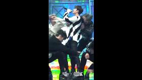 스트레이 키즈 방찬 직캠 바람 (LEVANTER) (Stray Kids BANG CHAN Fancam) l @MusicBank 191213