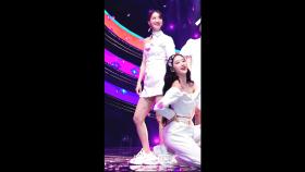 [K-Fancam] 오마이걸 비니 직캠 살짝 설렜어 (Non＜x＞stop) (OH MY GIRL BINNIE Fancam) l @MusicBank 200515