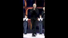 [K-Fancam] 뉴이스트 아론 Im in Trouble (ARON fancam) l @MusicBank 200515