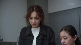 ＂엄마, 내 걱정 말고 잘 가...＂ 눈물로 이칸희 떠나보내는 정민아-김하연 자매ㅠㅠ | KBS 201015 방송