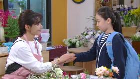 ＂우리 벼리... 많이 슬프겠다...＂ 외로운 김하연을 위로해 주는 도지원ㅠㅠ | KBS 201120 방송