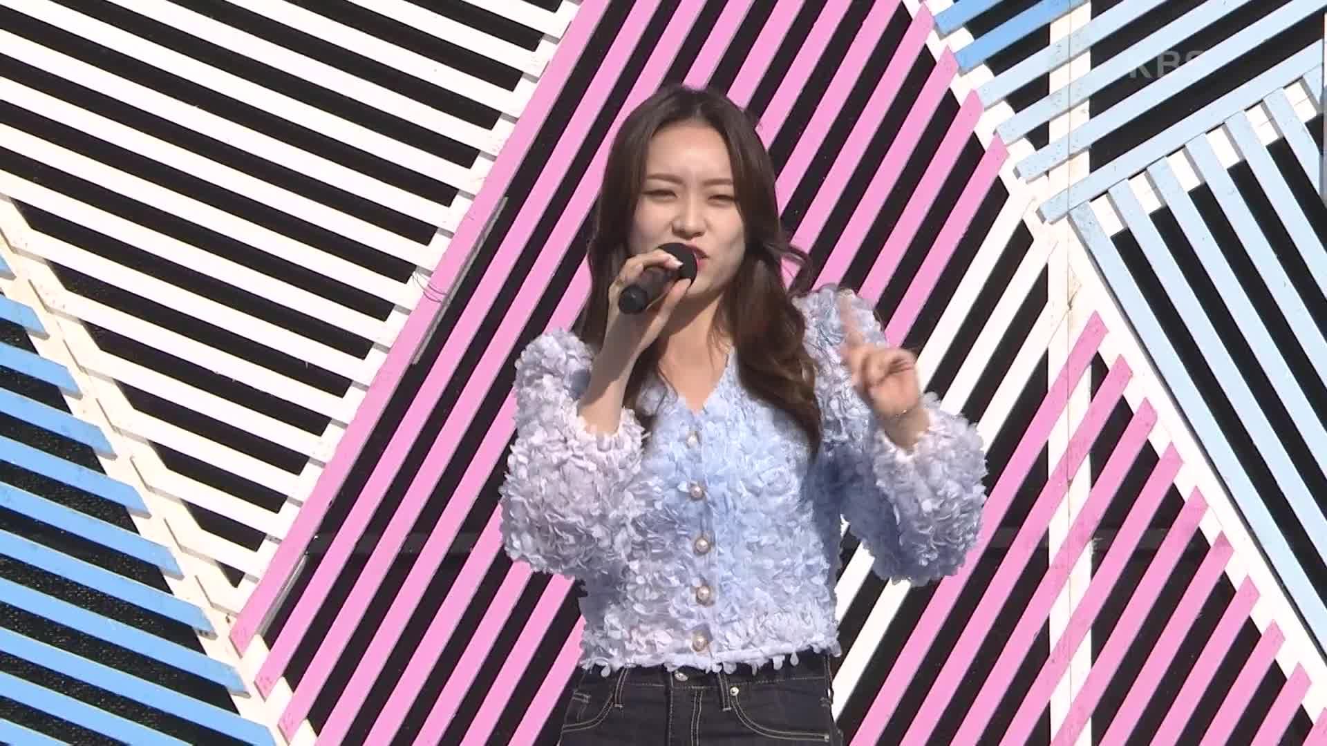 광주 동구에 있는 거미? 신현영 씨의 어른아이 | KBS 221204 방송 | ZUM TV