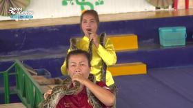 콘깬에서 뱀쇼를 보다! | KBS 251126 방송