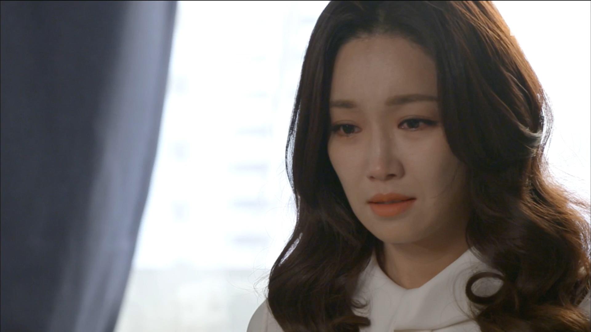 정혜선, 이유리 앞에 무릎 꿇다! '회사 한 번만 살려줘' : TV줌