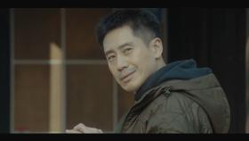 ＂팀장님이 꼭 계셔야 해요..＂ 짧은 휴식을 거치고 서로 돌아가는 신하균