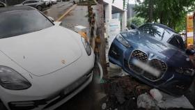 페라리·포르쉐도 잠겼다…고가 외제차 1천여대 폭우 피해