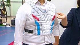 파리 올림픽 'NO 에어컨'…쿨링조끼 입는 한국 선수들 [소셜픽]