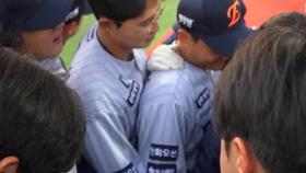 한화 8연승 이모저모…'우주의 기운' 모은 고졸 신인 정우주의 기도 메타, '2루타보다 보살이 기뻤다'는 이진영
