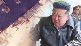 해군력 과시하던 북한, 신형 구축함 진수식서 '엄중한 사고'...김정은 