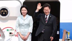 이재명 대통령, G7 참석차 출국…정상외교 회복 '신호탄'