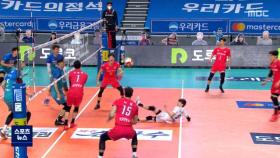 [스포츠 영상] 한국전력 오재성의 절묘한 발 디그