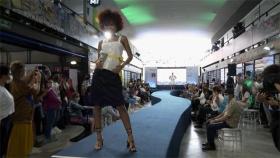 [World Now_영상] 브라질 빈민가의 특별한 패션쇼‥