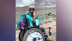장애 극복하고 휠체어로 세계여행…전 세계 누리꾼 감동