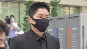 [영상] 필름 끊겼다며 선처 요청한 강지환…스태프 성폭행 혐의 '집행유예'