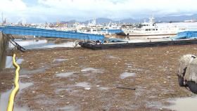 쓰레기 사이 오가는 여객선…목포 앞바다 무슨 일?