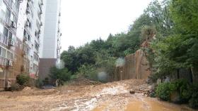 발목 잠길정도로 침수된 집…부산·경남 폭우 피해 극심