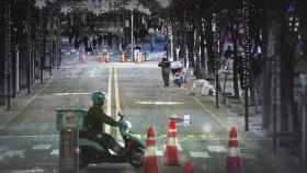 서울, '천만 시민 긴급 멈춤' 선포…대중교통 감축 운행