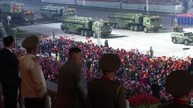 북한, 어제저녁 열병식 개최 확인…김정은 참석