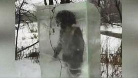 미국 공원에 등장한 '원시인 얼음 기둥'