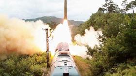 북한, 탄도미사일 철도서 발사…