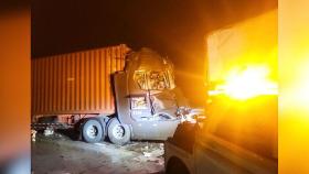 속리산 휴게소 인근서 연쇄 추돌…40대 운전자 사망