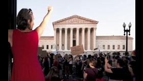 '낙태권' 50년 만에 폐지됐다…미국 전역 동시다발 시위
