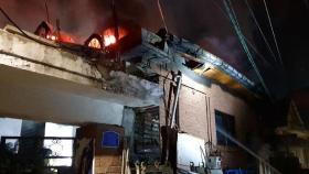 [영상] 강북구 번동 사무실 화재로 건물 전소…1시간 20여분 만 완진