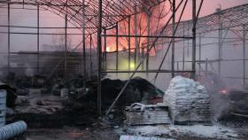 경기 남양주 비닐하우스 화재…7개 동 불타