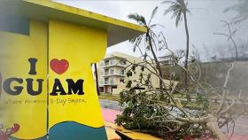 '슈퍼 태풍' 강타한 괌…한국인 3,200명 호텔 로비서 노숙