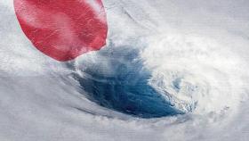 '태풍 1호' 일본 접근…호우 · 강풍 피해 속출
