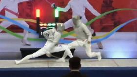 '특급 조커' 도경동, 아시아 펜싱 개인전 금메달