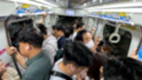'덥거나 춥거나'…양보 없는 지하철 냉난방 전쟁