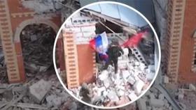 '사격하고 깃발 흔들고' 러, 북한군 실전 영상 공개…美 