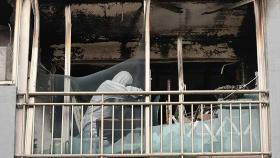 부모 일 나간 사이에…부산 아파트 화재로 어린 자매 2명 사상