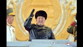 [3보]김정은, 어제 당대회 기념 야간열병식 참석…핵무장력 재차 과시