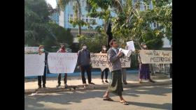 차로 들이받고 아파트 급습하고…미얀마 시위리더들 신변 위협