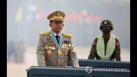 러시아 국방 장관, 미얀마 군부 리더 접견…