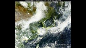 태풍 '찬투' 서귀포 남서쪽 해상서 북진중…내일부터 본격 영향