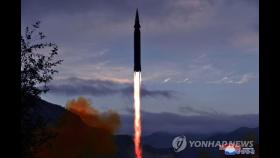 북한, '게임체인저' 극초음속미사일 개발…MD망 무력화 우려