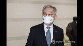 [2보] 민주, 최강욱에 '6개월 당원 자격정지' 중징계