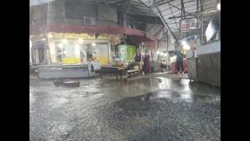 130㎜ 폭우에 흙탕물 넘친 시장…상인들 